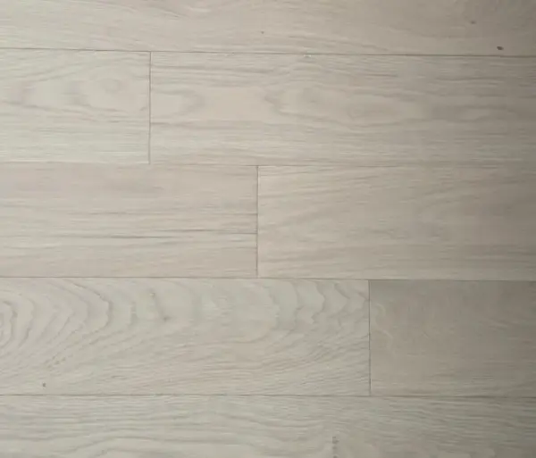 NAF Designer Engineered European White Oak Select 5 – Harvest Gold NAF Designer Engineered European White Oak Select 5 – Harvest Gold