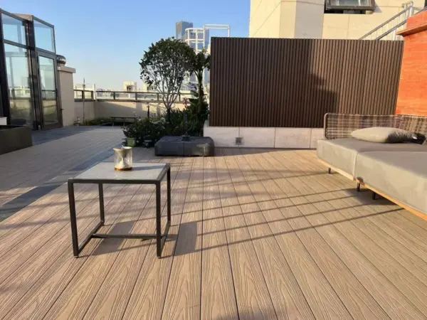 Skywood Golden Cedar - Outdoor Decking Skywood Golden Cedar - Outdoor Decking
